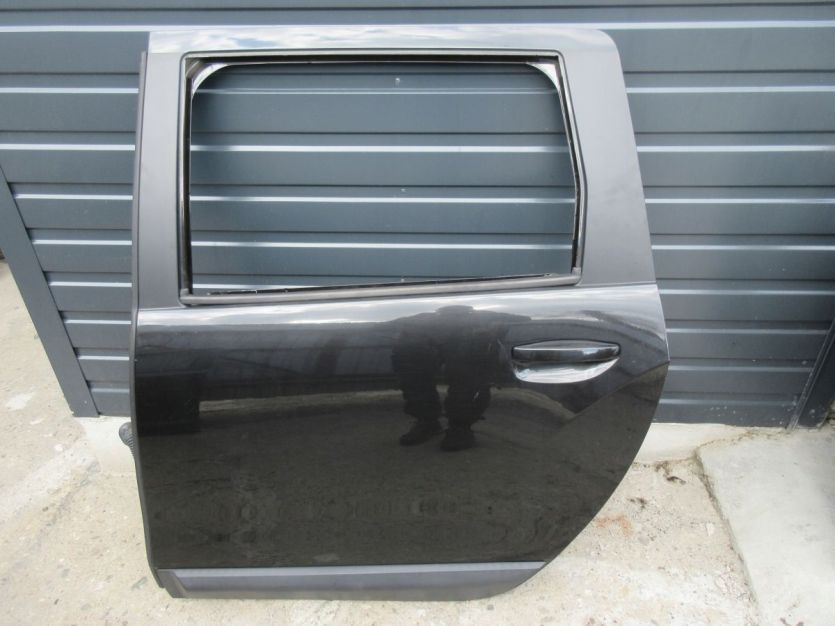 DACIA LODGY 13 R. DRZWI LEWY TYŁ NV676