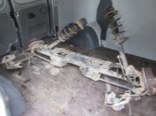 DACIA DUSTER 1.6 4X4 ZAWIESZENIE TYŁ 554030064R