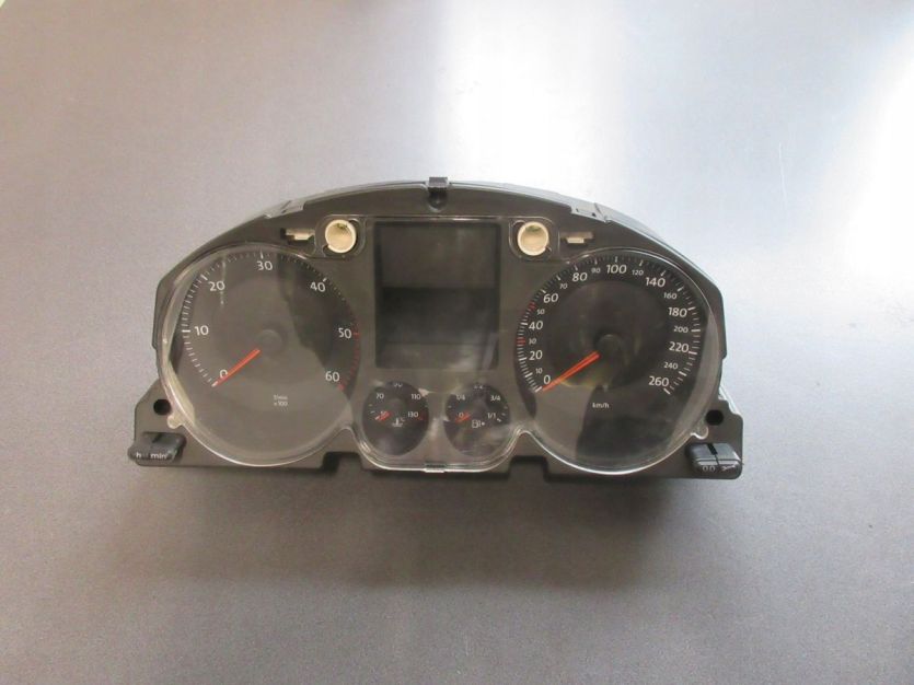 VW PASSAT B6 LICZNIK 3C0920852R