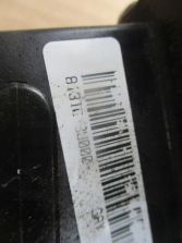 KIA SPORTAGE III ZAMEK LEWY PRZÓD 81310-3U000