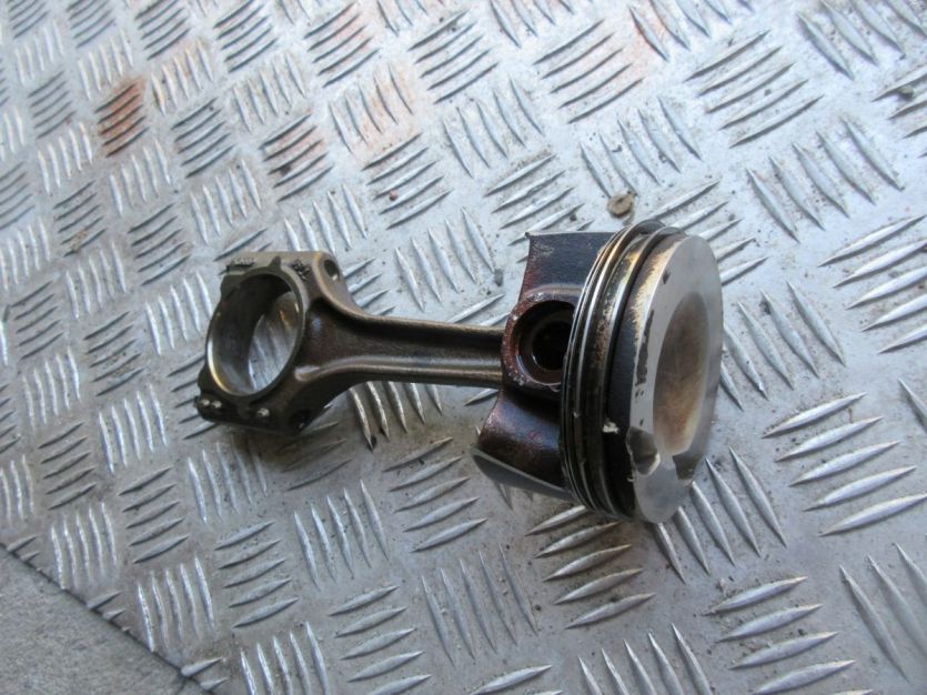 OCTAVIA 3 5E RS 2.0 TFSI CHH TŁOK 06KL 169KW