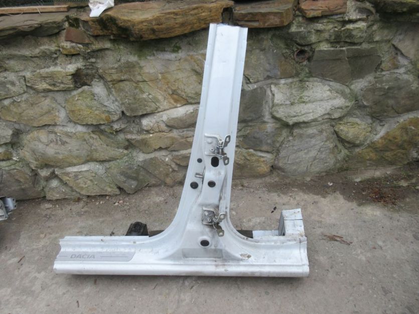 LOGAN II MCV 2016 R. PRÓD SŁUPEK LEWY