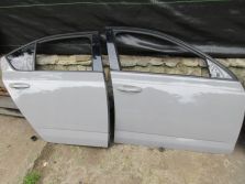 SKODA OCTAVIA 5E SEDAN DRZWI PRAWY PRZÓD LF7A