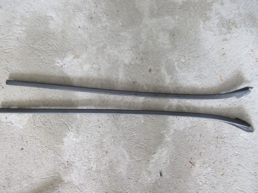 OPEL ASTRA K V KOMBI LISTWA SZYBA PRAWY PRZÓD