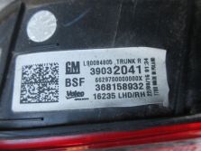 ASTRA K V KOMBI LAMPA PRAWY TYŁ W KLAPE 39032041