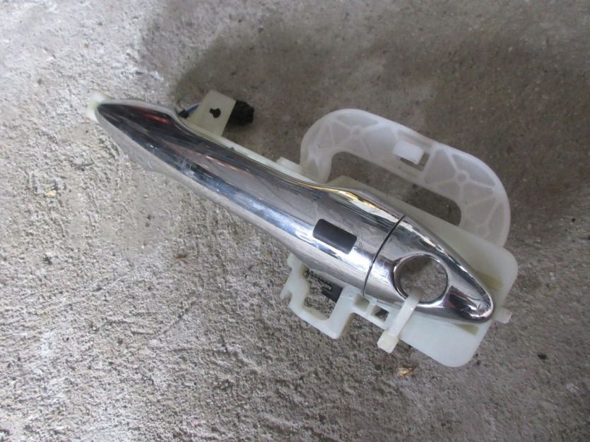 IX35 LIFT KLAMKA DRZWI LEWY PRZÓD