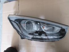 HYUNDAI IX35 LIFT LAMPA PRAWA XENON LED 921022SXXX