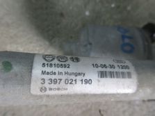 FIAT DOBLO II 2011 R. MECHANIZM WYCIERACZEK