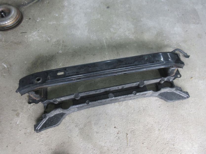 HYUNDAI IX35 LIFT BELKA POD ZDERZAK PRZÓD