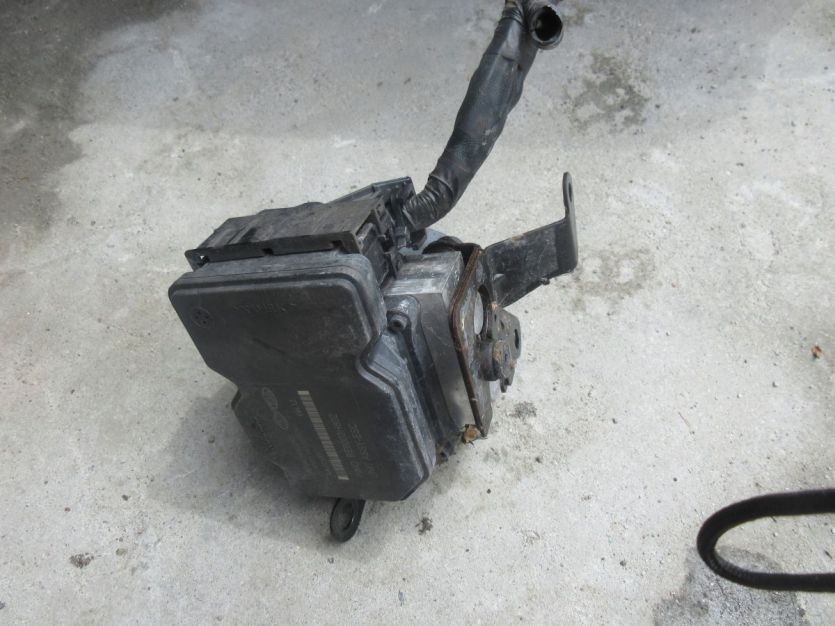 HYUNDAI H-1 10 R. 2.5 CRDI POMPA ABS 58920-4H860