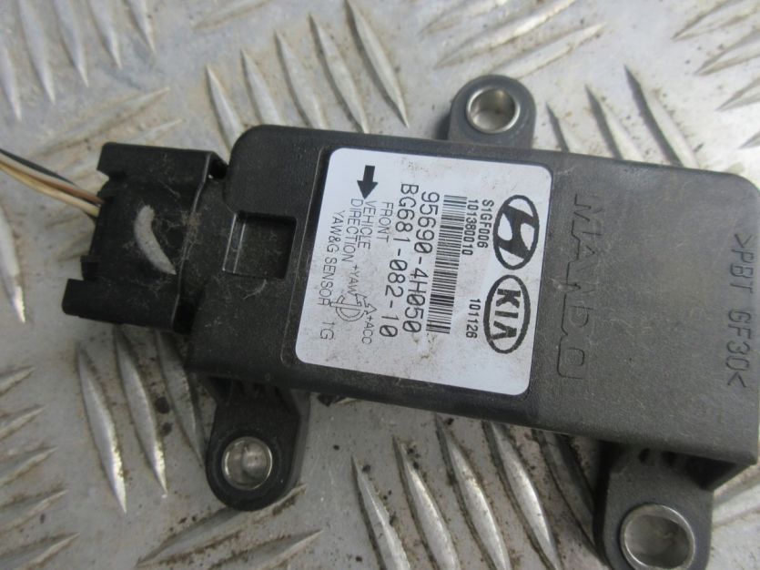 HYUNDAI H-1 II 10 R. MODUŁ CZUJNIK ESP 95690-4H050