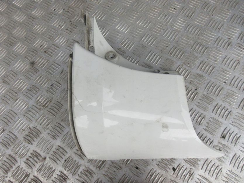 HYUNDAI H-1 II 10 R. NAROŻNIK POD LAMPE PRAWY TYŁ