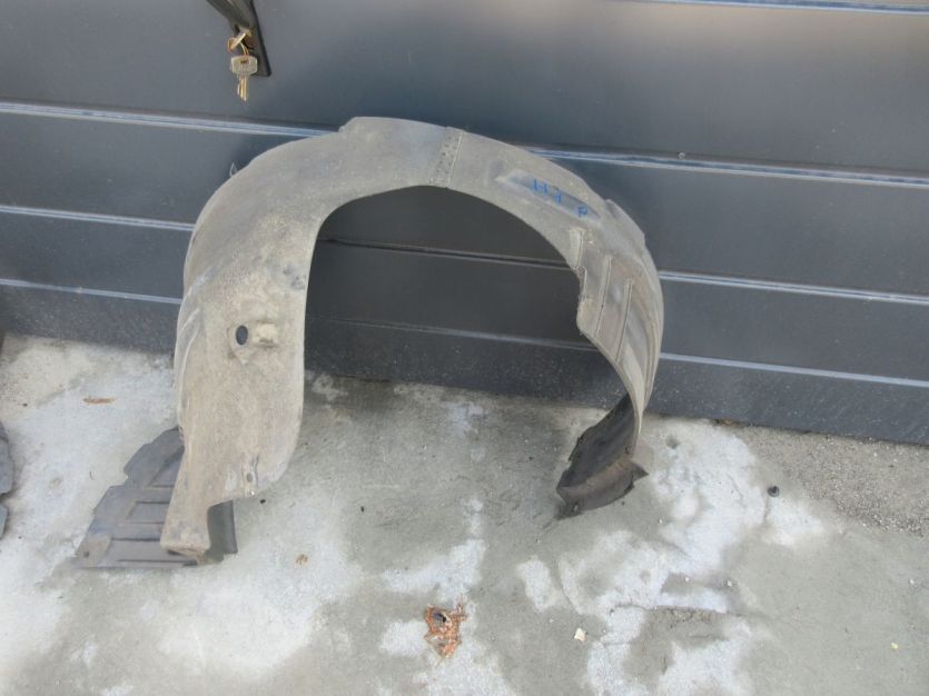 HYUNDAI H-1 II 2010 R. NADKOLE PRAWY PRZÓD