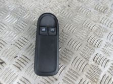 DACIA DUSTER I LIFT PRZEŁACZNIK SZYBY LEWY PRZÓD