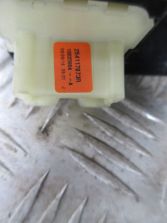 DACIA DUSTER I LIFT PRZEŁACZNIK SZYBY LEWY PRZÓD