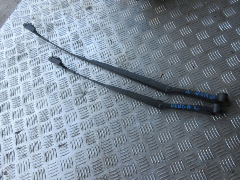 KIA VENGA RAMIONA WYCIERACZEK PRZÓD RAMIE