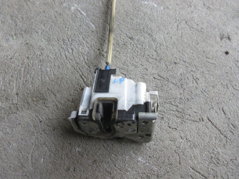 FIAT DOBLO II 2010 R. ZAMEK LEWY PRZÓD 5PIN