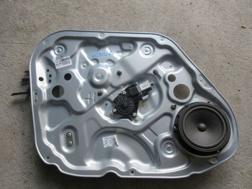 KIA VENGA MECHANIZM SZYBY LEWY PRZÓD 82470-1P020
