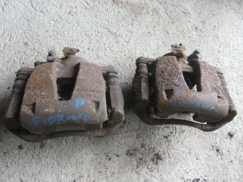 FIAT FIORINO 07 R. 1.4 8V ZACISK PRAWY PRZÓD