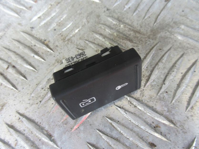 ROOMSTER 1.2 TSI PRZEŁACZNIK WŁĄCZNIK DRZWI