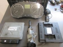 ROOMSTER LIFT 1.2 TSI KOMPUTER 03F906070HJ