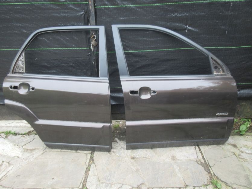 KIA SPORTAGE II 04-09 DRZWI PRAWY PRZÓD 6D