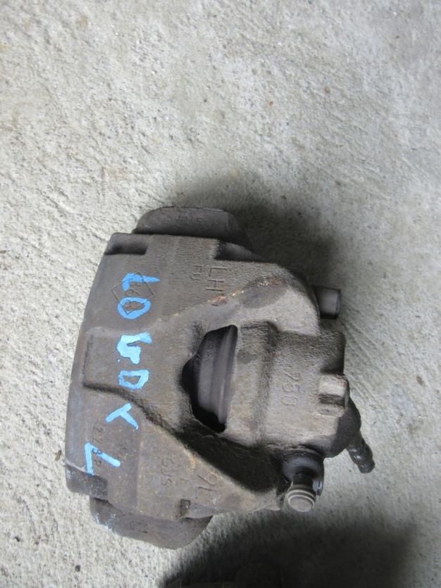 DACIA LODGY DOKKER 1.2 TCE ZACISK HAMULCOWY LEWY