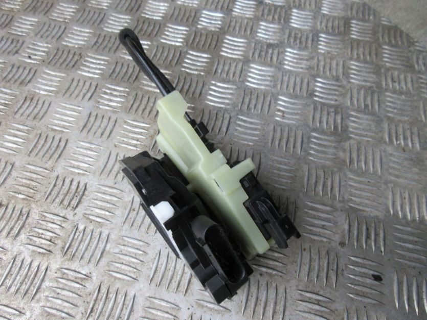 ECOSPORT MK2 II LIFT 19 R. ZAMEK KLAPY BAGAŻNIKA