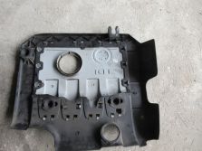PASSAT B6 2.0 TDI POKRYWA NA SILNIK SILNIKA