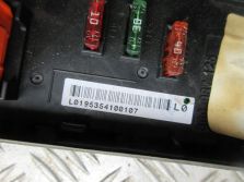 PASSAT B6 2.0 TDI SKRZYNKA BEZPIECZNIKÓW