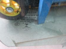 QASHQAI J11LIFT SZYBA PRAWY PRZÓD 17R