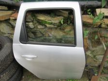 DACIA DUSTER I DRZWI PRAWY TYŁ