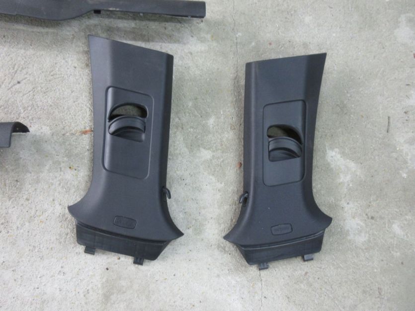 OCTAVIA III RS LIFTBACK OSŁONA SŁUPKA PRAWEGO