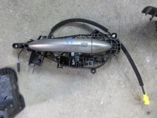 ASTRA K V KOMBI KLAMKA DRZWI PRAWY TYŁ