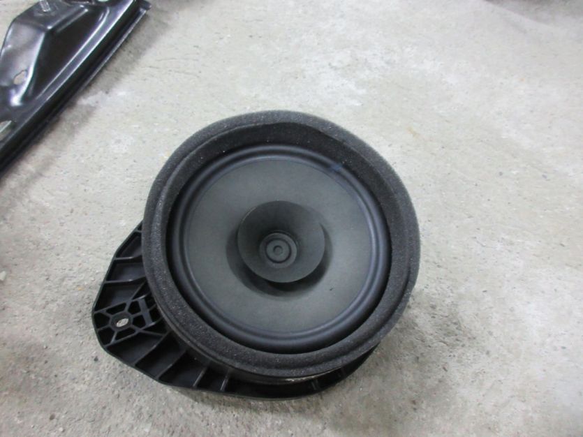 ASTRA K V KOMBI GŁOSNIK PRAWY TYŁ