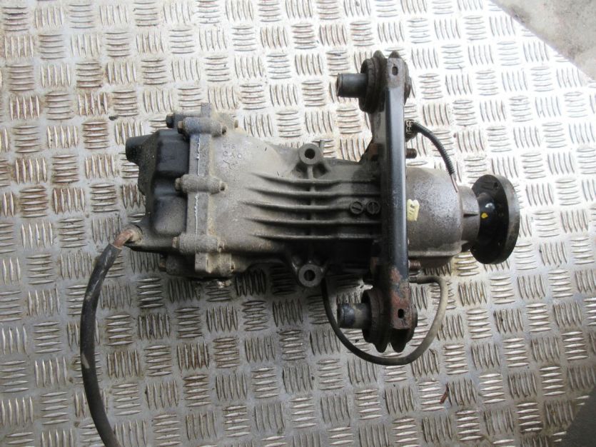 DACIA DUSTER I LIFT 1.5 DCI 4X4 MOST TYŁ DYFER