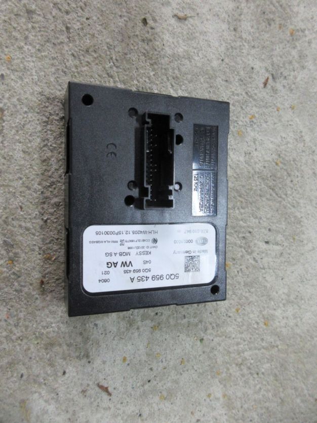 OCTAVIA III RS MODUŁ KESSY 5Q0959435A