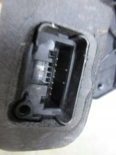 OCTAVIA III Liftback ZAMEK DRZWI LEWY PRZÓD