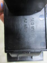 OCTAVIA III Liftback PRZEŁĄCZNIK DRZWI LEWY PRZÓD