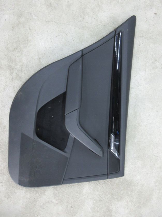 OCTAVIA III Liftback BOCZEK DRZWI LEWY TYŁ