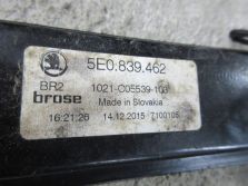 OCTAVIA III Liftback PODNOSNIK SZYBY PRAWY TYŁ