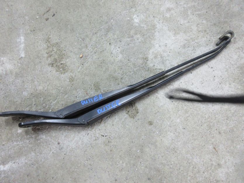 DACIA DUSTER LIFT RAMIONA WYCIERACZEK