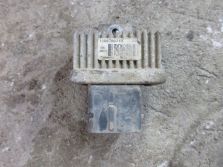 DACIA DUSTER I LIFT 1.5 DCI PRZEKAZNIK ŚWIEC