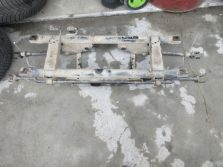 DACIA DUSTER I 1.5 DCI 4X4 ZAWIESZENIE TYŁ KOLYSKA