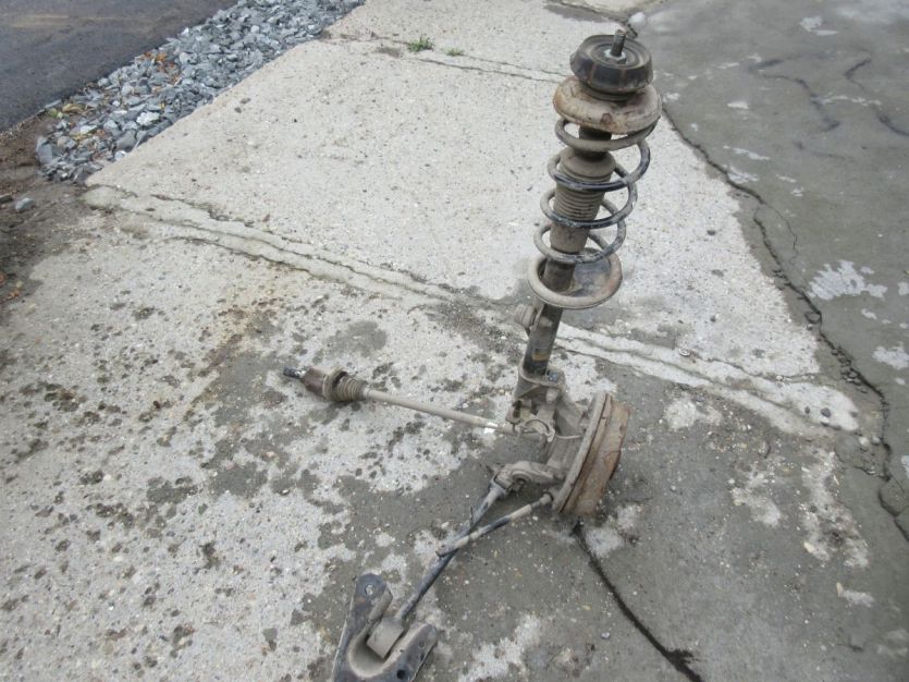 DACIA DUSTER I 1.5 DCI 4X4 ZAWIESZENIE LEWY TYŁ