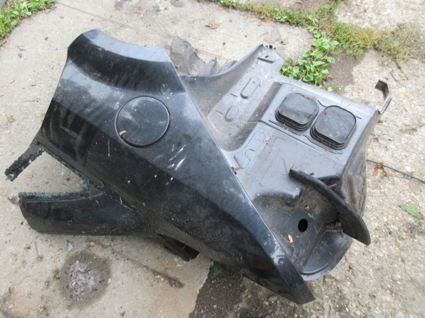 FIAT LINEA BŁOTNIK PRAWY TYŁ