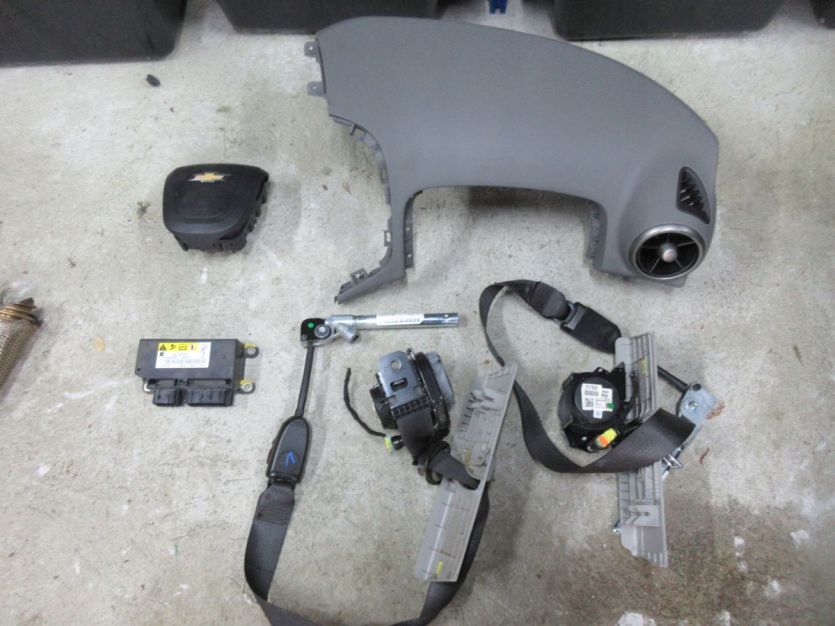 CHEVROLET AVEO T300 PODUSZKI PASY SENSOR