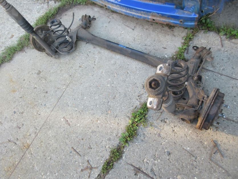 CHEVROLET AVEO T300 1.2 1.4 OŚ TYŁ TYLNA BELKA