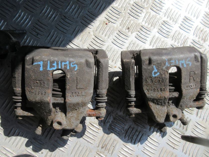 SWIFT MK6 1.3 4X4 ZACISK HAMULCOWY LEWY PRZÓD