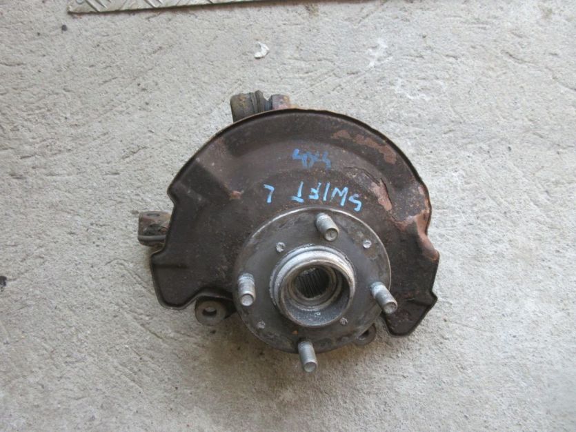 SWIFT MK6 1.3 16V 4X4 ZWROTNICA LEWA